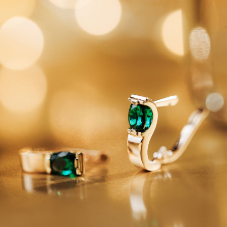 Сережки золоті зі смарагдом 103-0296См
