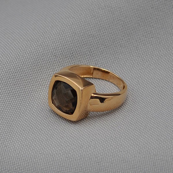 Кольцо золотое с дымчатым кварцем 1К328КвД