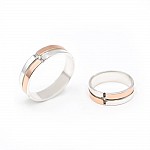 Обручальное кольцо серебряное с золотыми вставками и фианитом 2ко015