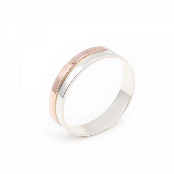 Обручальное кольцо серебряное с золотыми вставками 2ко257
