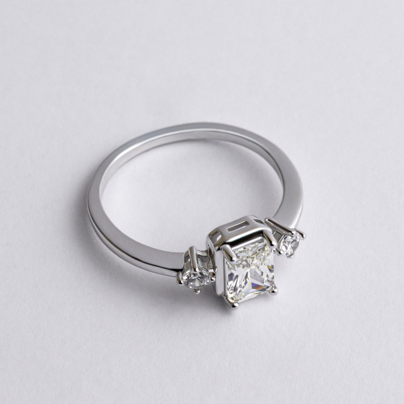 Кольцо серебряное с фианитами 2КЦ25/4б